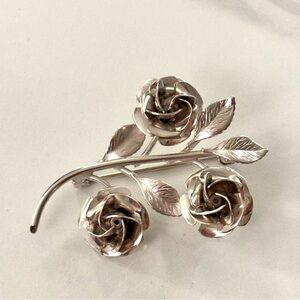 Vintage 1950s Charles Reis 12k White Gold Filled Triple Flower on vine Brooch